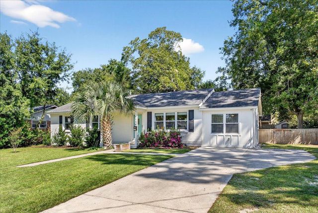 712 Longfellow Road, Charleston, SC 29407