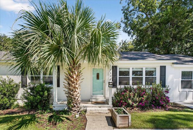 712 Longfellow Road, Charleston, SC 29407