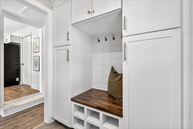 712 Longfellow Road, Charleston, SC 29407