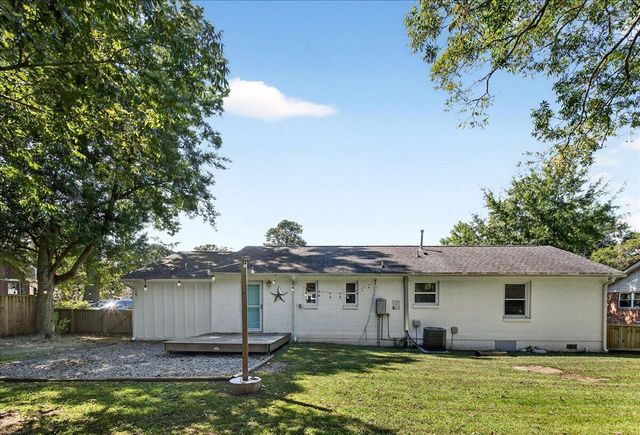 712 Longfellow Road, Charleston, SC 29407