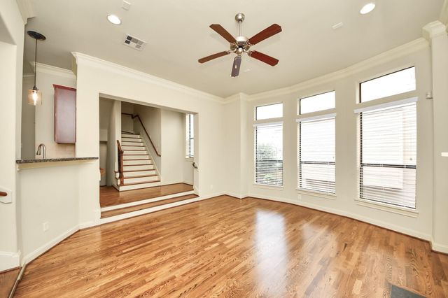 5617 Kiam Street A, Houston, TX 77007