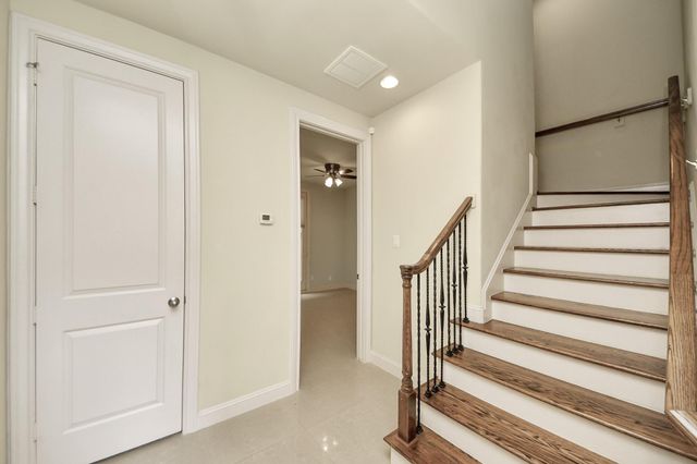 5617 Kiam Street A, Houston, TX 77007