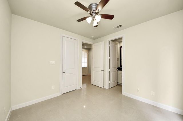 5617 Kiam Street A, Houston, TX 77007