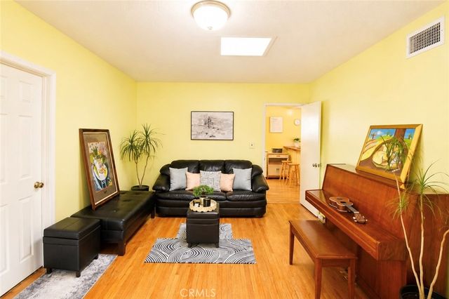 6221 Choctaw Drive, Westminster, CA 92683