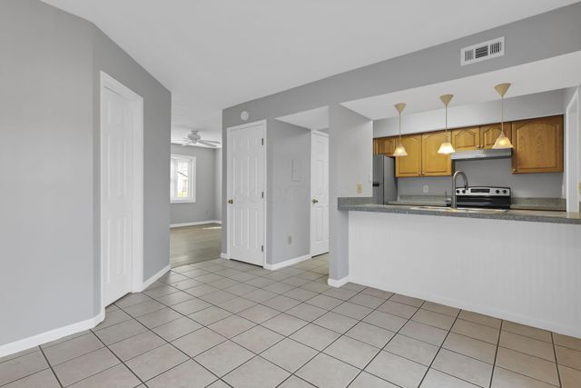 1642 Park Row Drive, K, Columbus, OH 43235