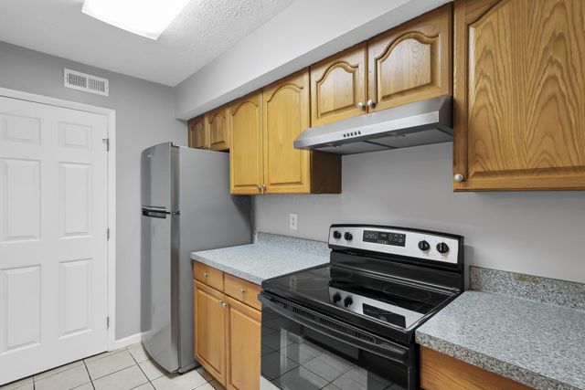 1642 Park Row Drive, K, Columbus, OH 43235