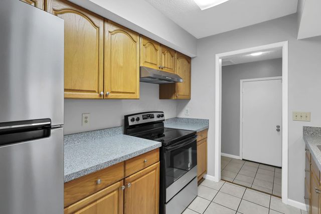 1642 Park Row Drive, K, Columbus, OH 43235