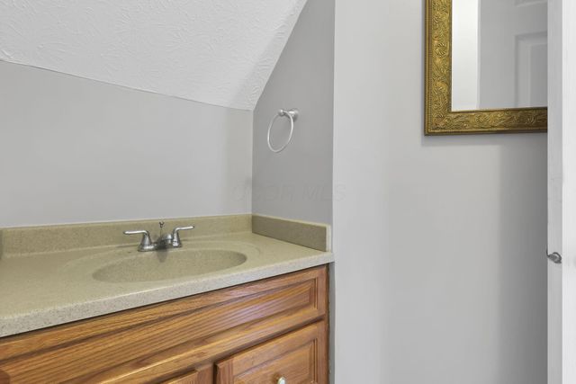 1642 Park Row Drive, K, Columbus, OH 43235