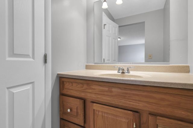 1642 Park Row Drive, K, Columbus, OH 43235