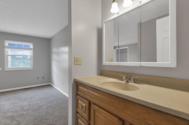 1642 Park Row Drive, K, Columbus, OH 43235