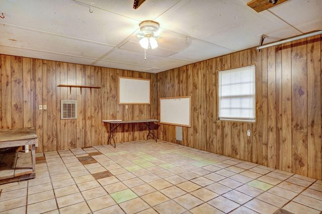 701 Hillcrest Avenue, Nixa, MO 65714