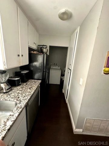 5478 Evelyn Dr, Banning, CA 92220