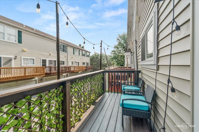 2430 Courtyard Circle 5, Aurora, IL 60506