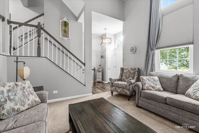 2430 Courtyard Circle 5, Aurora, IL 60506