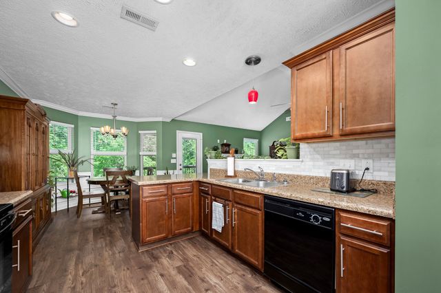 1005 Aretha Dr, Murfreesboro, TN 37128