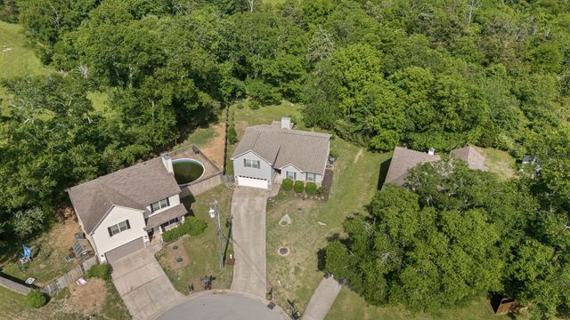 1005 Aretha Dr, Murfreesboro, TN 37128