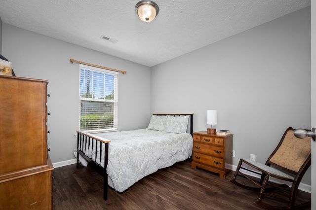 1005 Aretha Dr, Murfreesboro, TN 37128