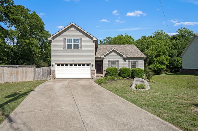1005 Aretha Dr, Murfreesboro, TN 37128