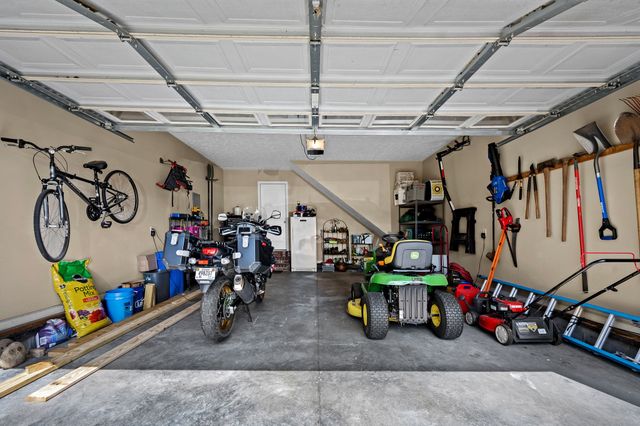 1005 Aretha Dr, Murfreesboro, TN 37128