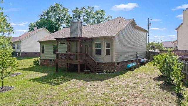 1005 Aretha Dr, Murfreesboro, TN 37128