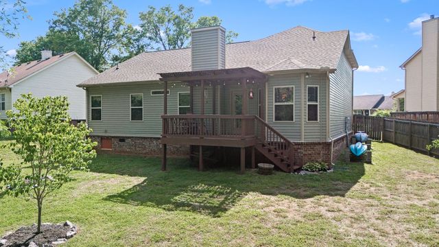 1005 Aretha Dr, Murfreesboro, TN 37128