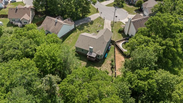 1005 Aretha Dr, Murfreesboro, TN 37128