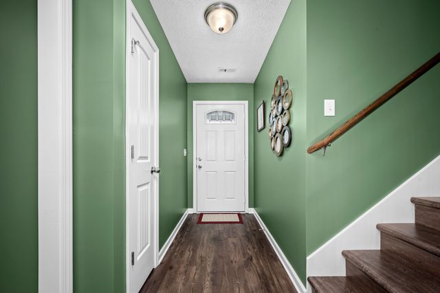 1005 Aretha Dr, Murfreesboro, TN 37128