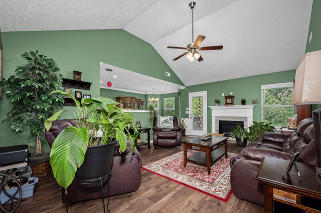 1005 Aretha Dr, Murfreesboro, TN 37128