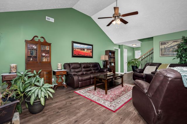 1005 Aretha Dr, Murfreesboro, TN 37128