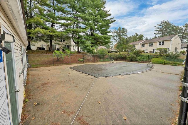 9 Shelburne Road, Merrimack, NH 03054