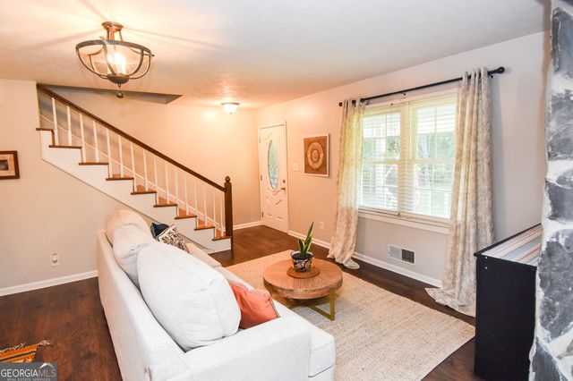 512 Hood Road, Concord, GA 30206