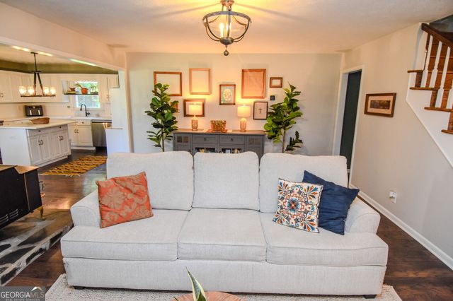 512 Hood Road, Concord, GA 30206