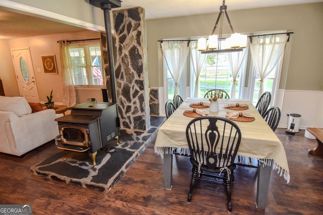512 Hood Road, Concord, GA 30206