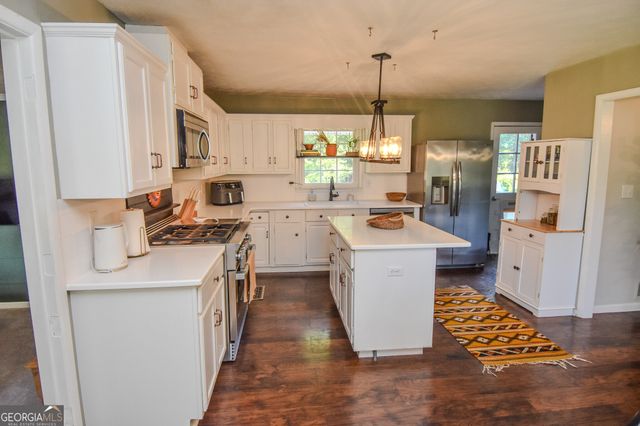 512 Hood Road, Concord, GA 30206
