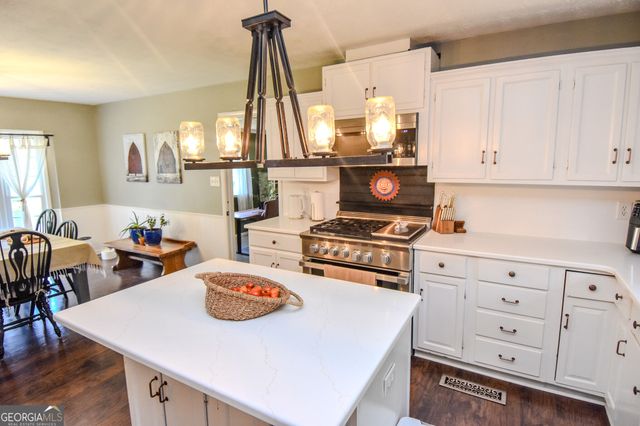 512 Hood Road, Concord, GA 30206