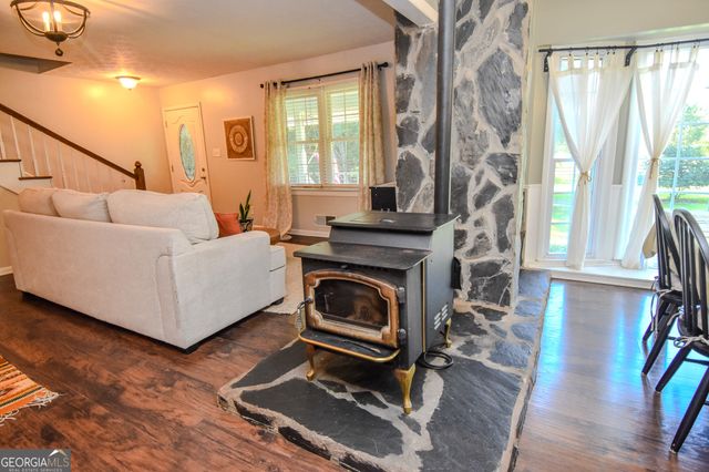 512 Hood Road, Concord, GA 30206