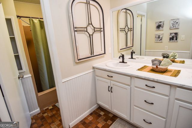 512 Hood Road, Concord, GA 30206
