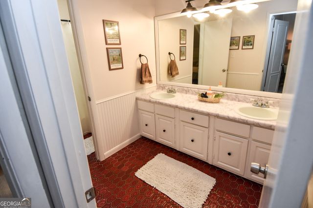 512 Hood Road, Concord, GA 30206