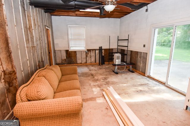 512 Hood Road, Concord, GA 30206