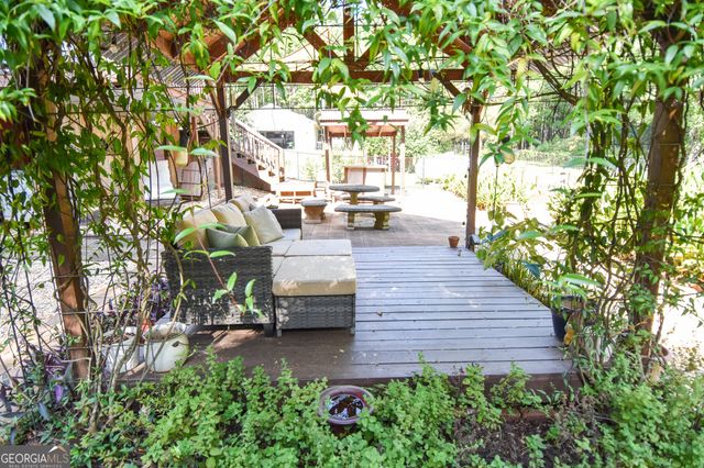 512 Hood Road, Concord, GA 30206