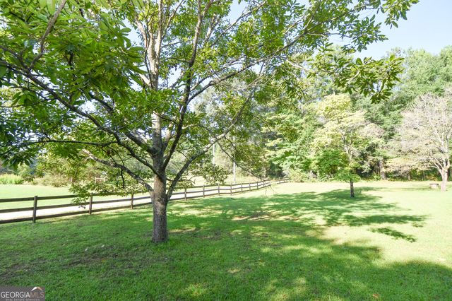 512 Hood Road, Concord, GA 30206