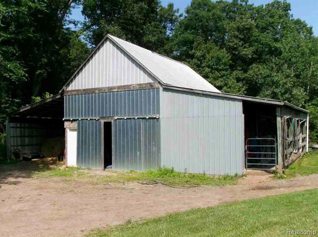 4441 Mack Road, Howell, MI 48855
