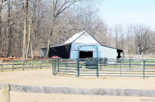 4441 Mack Road, Howell, MI 48855