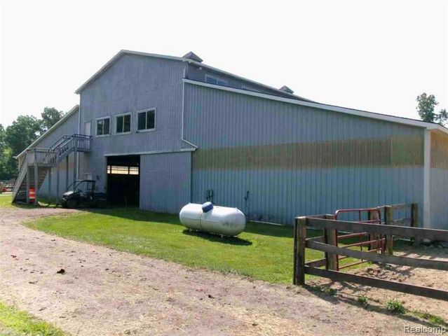 4441 Mack Road, Howell, MI 48855