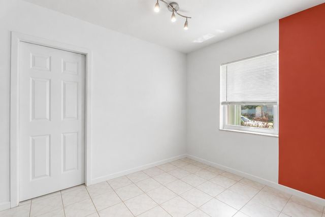 5109 Pinewood Avenue, West Palm Beach, FL 33407