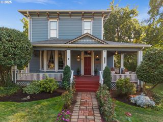 1938 16TH Ave, Forest Grove, OR 97116