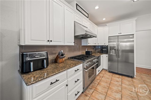 572 Kelsall Drive, Richmond Hill, GA 31324