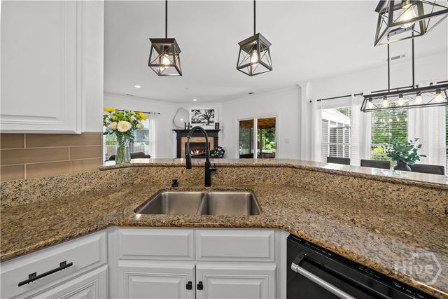 572 Kelsall Drive, Richmond Hill, GA 31324