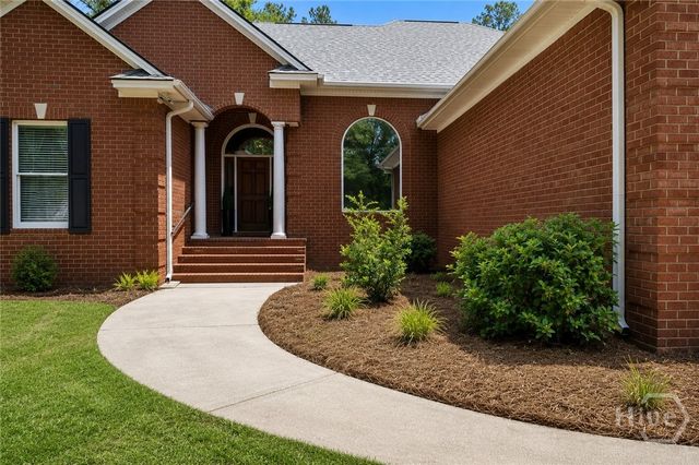 572 Kelsall Drive, Richmond Hill, GA 31324