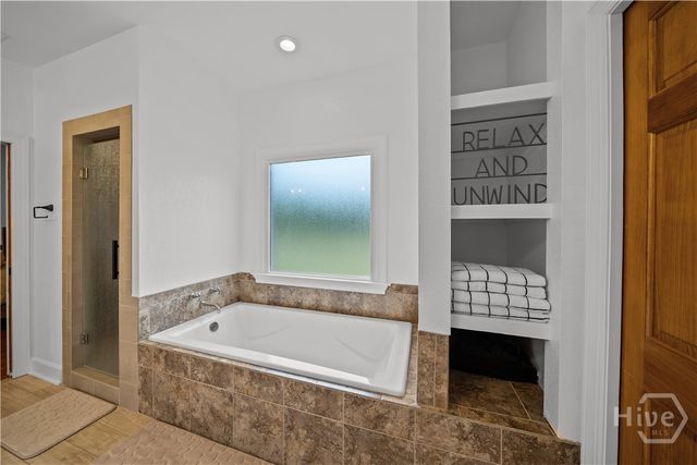 572 Kelsall Drive, Richmond Hill, GA 31324
